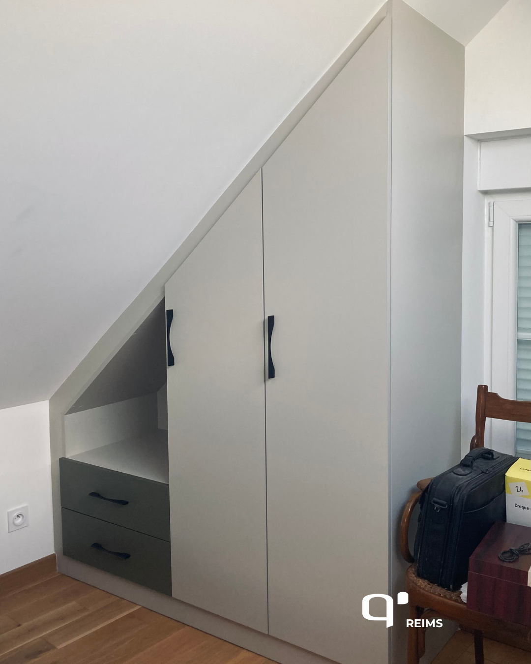 Aménagement sur-mesure à Reims : rangements et dressing optimisés dans un ancien corps de ferme rénové
