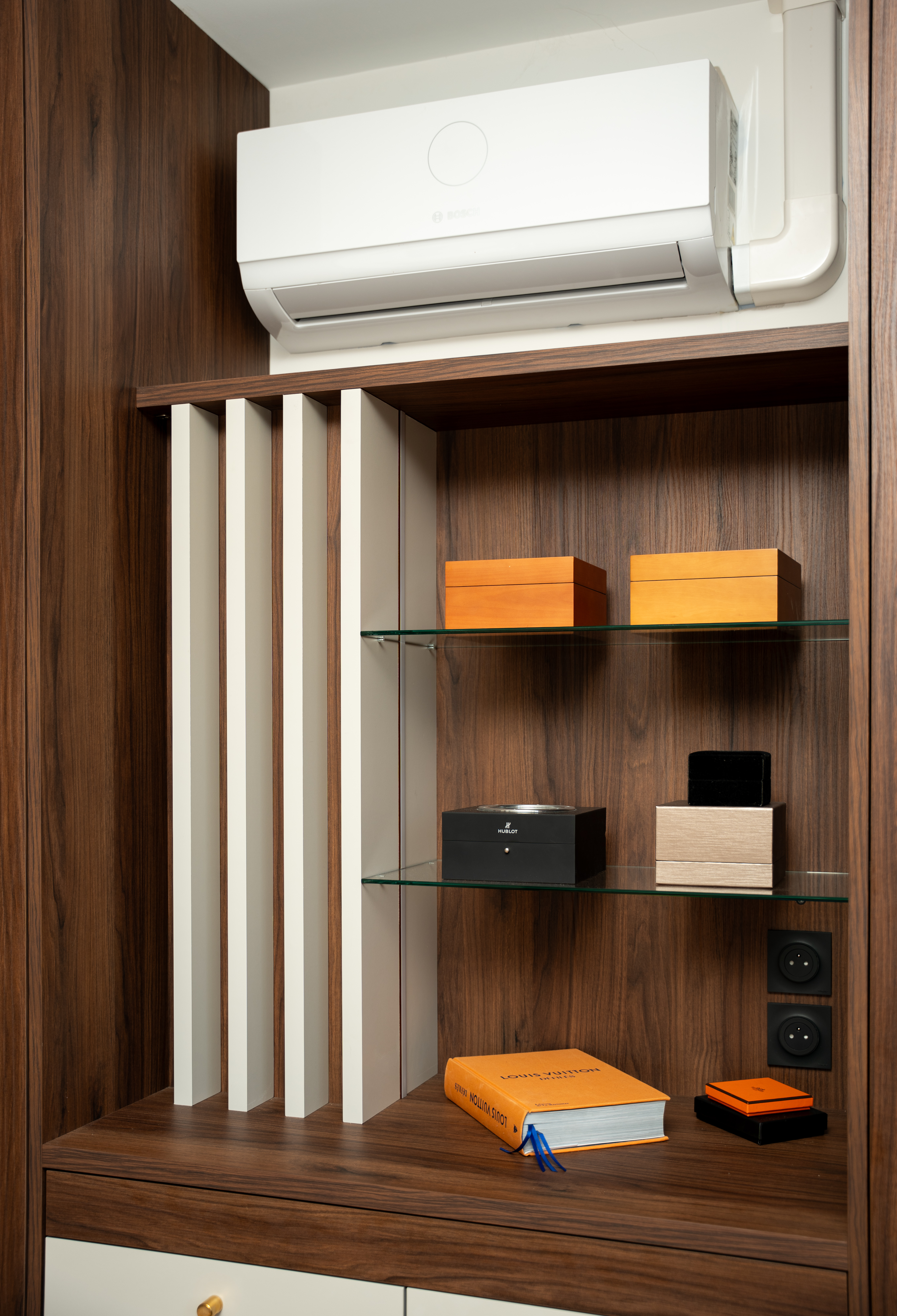 UNE NICHE DECORATIVE