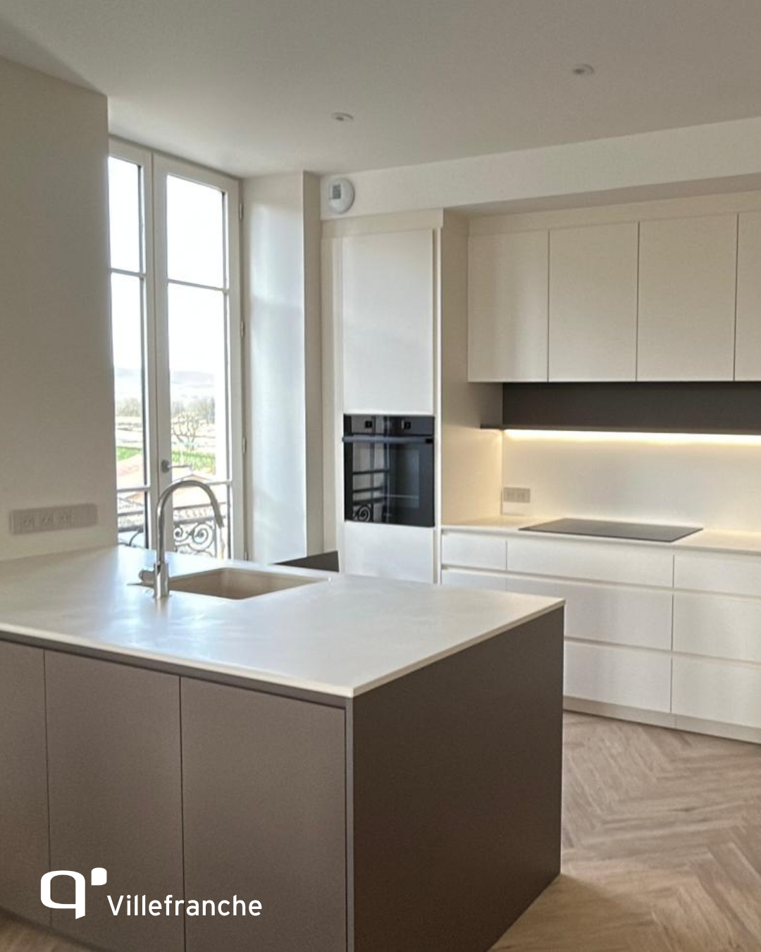 ✨ Une cuisine tout en sobriété… et en caractère.